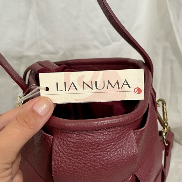 NWT - Lia Numia Italian Leather Woven Purse - Red/Burgundy - Picture 5 of 11